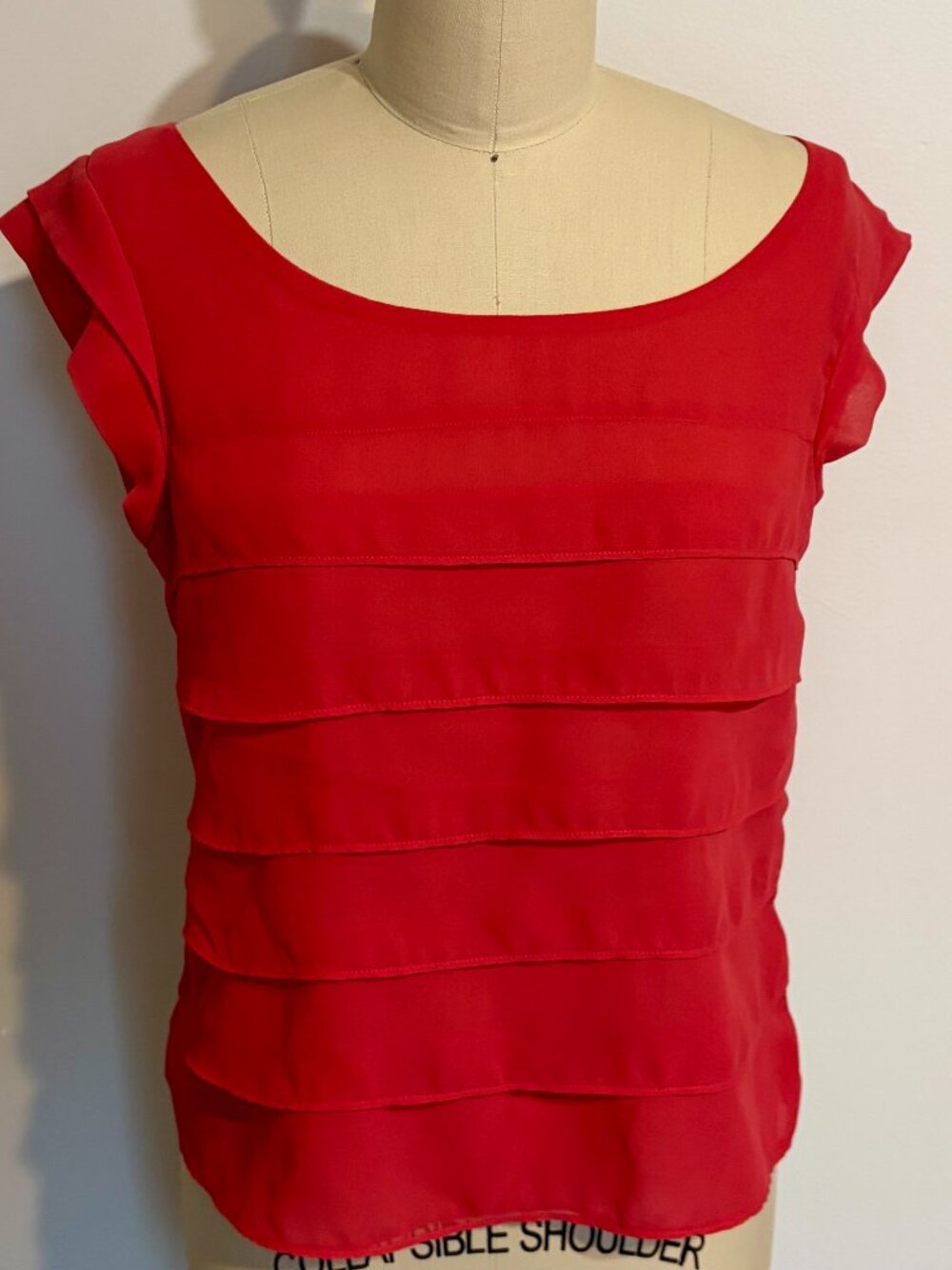 American Eagle Outfitters, Tiered Dark Pink Cap Sleeve Blouse, Size XS